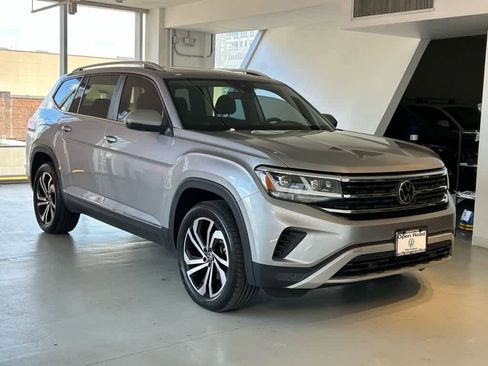 Certified 2023 Volkswagen Atlas SEL image 3