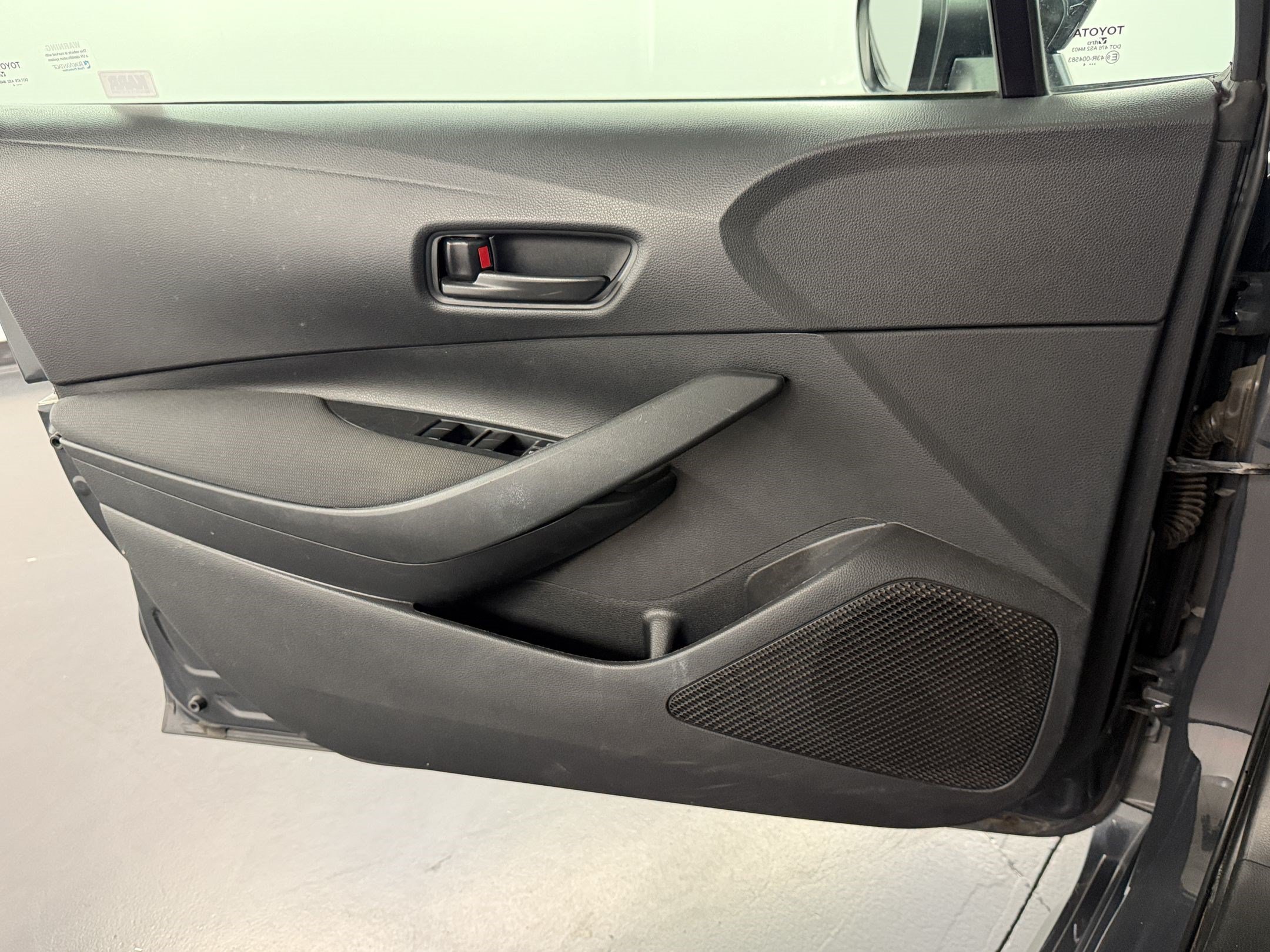 Used 2024 Toyota Corolla LE FWD image 12