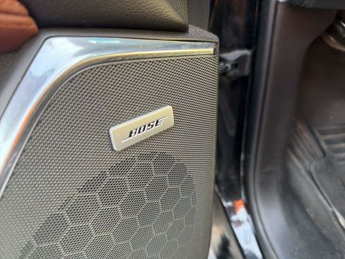 Used 2017 Cadillac Escalade Luxury image 10