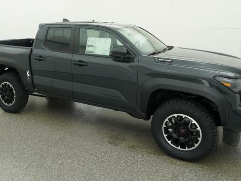 New 2026 Toyota Tacoma TRD Off-Road AWD/4WD image 12