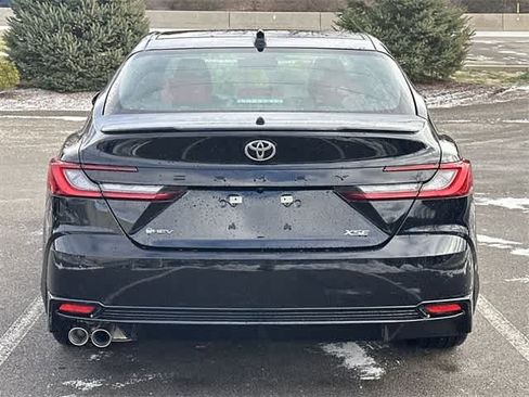 Used 2025 Toyota Camry XSE image 4