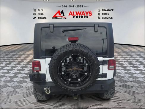 Used 2016 Jeep Wrangler Sport w/ Quick Order Package 24S AWD/4WD image 9