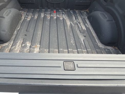 Used 2018 Ford F150 XLT w/ Equipment Group 302A Luxury AWD/4WD image 10