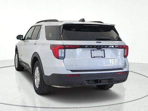 New 2026 Ford Explorer Active AWD/4WD image 4