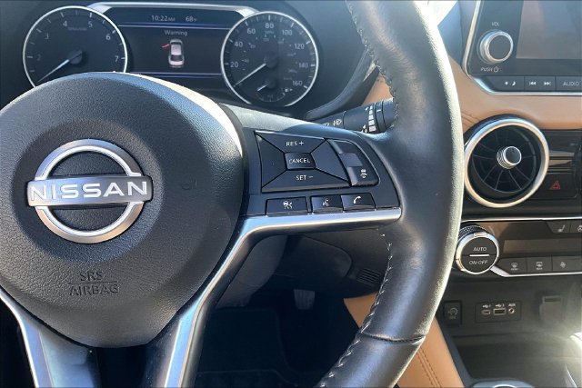 Used 2025 Nissan Sentra SV w/ SV Premium Package FWD image 12