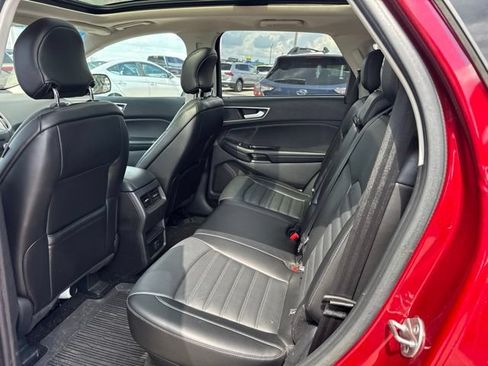 Used 2017 Ford Edge SEL w/ Equipment Group 201A FWD image 7
