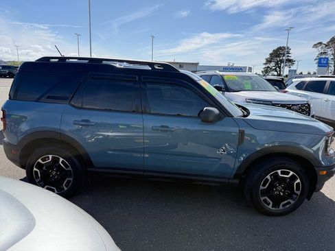 Used 2022 Ford Bronco Sport Outer Banks w/ Tech Package image 3