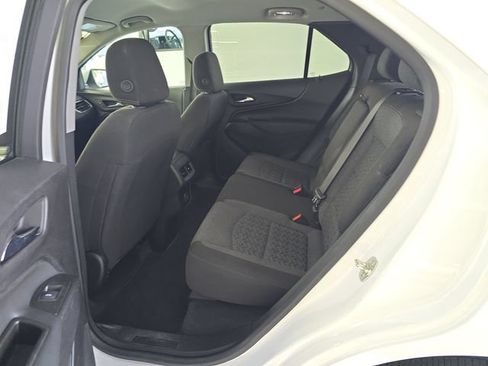 Used 2024 Chevrolet Equinox LT AWD/4WD image 10