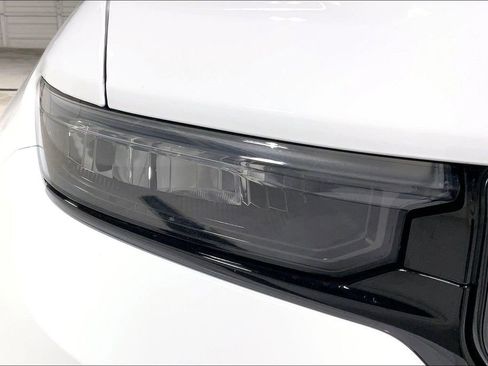 Used 2023 Jeep Grand Cherokee L Summit w/ Advanced Protech Group IV AWD/4WD image 38