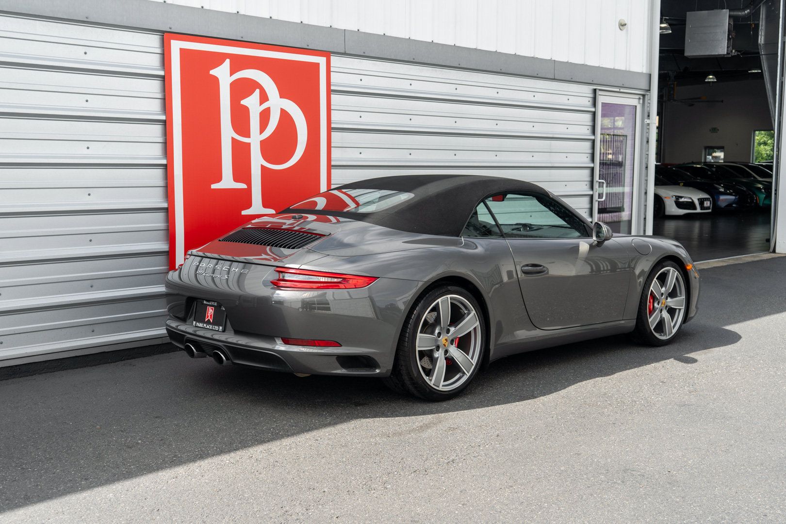 Used 2017 Porsche 911 Carrera S RWD image 38