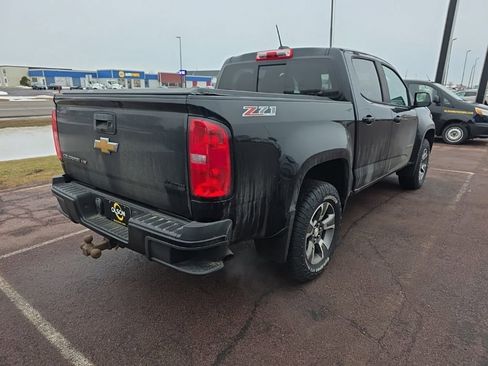 Used 2017 Chevrolet Colorado Z71 image 6