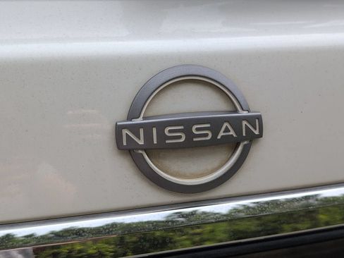 Used 2023 Nissan Armada SL w/ Captain's Chairs Package RWD image 6