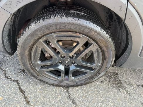 Certified 2024 Kia Telluride EX X-Line AWD/4WD image 16