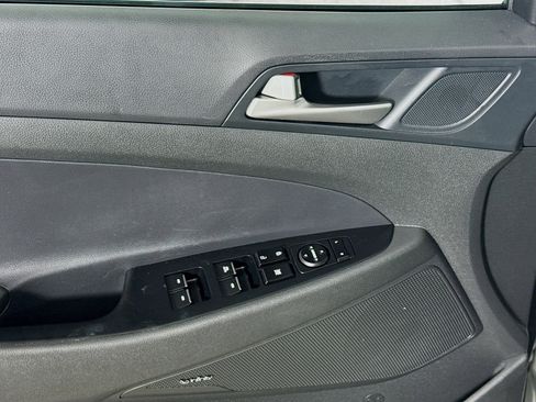 Used 2018 Hyundai Tucson Limited w/ Ultimate Package 02 image 24