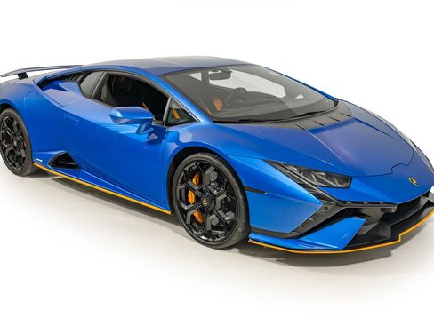 Used 2023 Lamborghini Huracan Tecnica RWD image 9