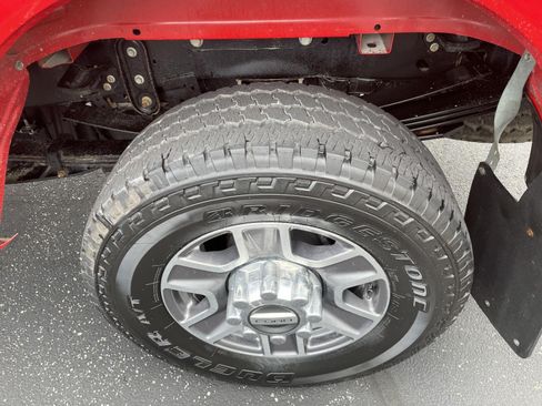 Certified 2024 Ford F350 Lariat w/ Lariat Ultimate Package AWD/4WD image 12