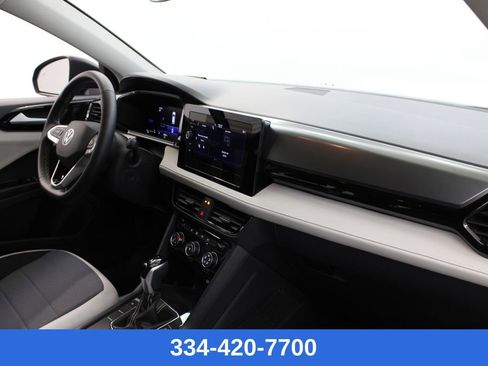 Certified 2025 Volkswagen Taos S image 22