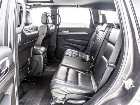 Used 2018 Jeep Grand Cherokee Limited RWD image 30