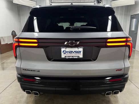 New 2026 Chevrolet Traverse RS w/ LPO, Floor Liner Package FWD image 4