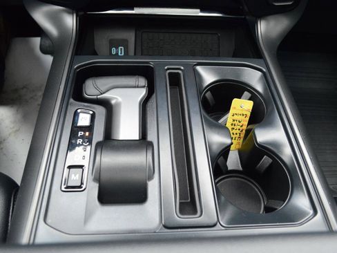 Used 2024 Ford F150 Lariat w/ Equipment Group 502A High image 32