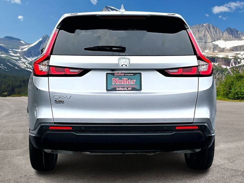 Used 2025 Honda CR-V EX-L image 4