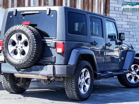 Used 2016 Jeep Wrangler Unlimited Sahara w/ Connectivity Group image 6