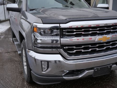 Used 2017 Chevrolet Silverado 1500 LTZ image 16