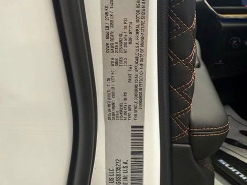 New 2025 Jeep Grand Cherokee Summit image 22