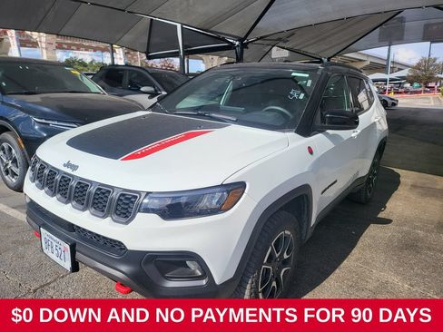 Used 2025 Jeep Compass Trailhawk AWD/4WD image 1