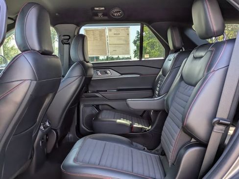 Certified 2026 Ford Explorer ST-Line w/ ST-Line Street Pack RWD image 14
