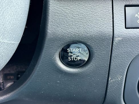 New 2026 Nissan Frontier SV w/ SV Convenience Package AWD/4WD image 18