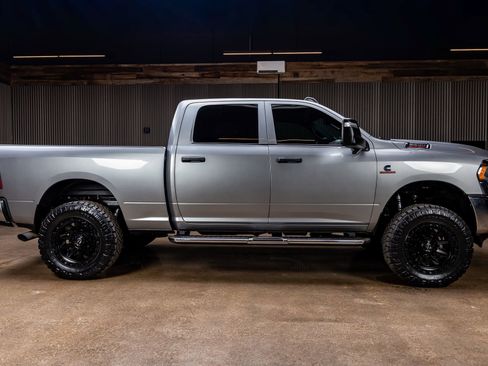 Used 2024 RAM 2500 Tradesman w/ Towing Technology Group image 11