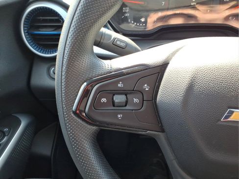 Used 2024 Chevrolet Trax LS w/ LS Convenience Package image 15