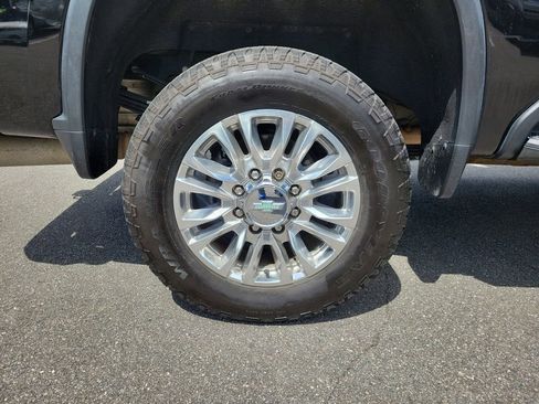 Used 2020 Chevrolet Silverado 3500 High Country w/ Z71 Off-Road Package AWD/4WD image 5