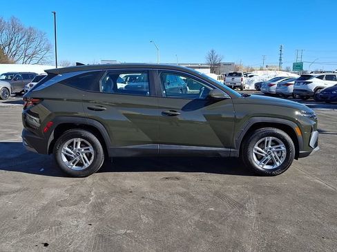 Used 2025 Hyundai Tucson SE AWD/4WD image 7