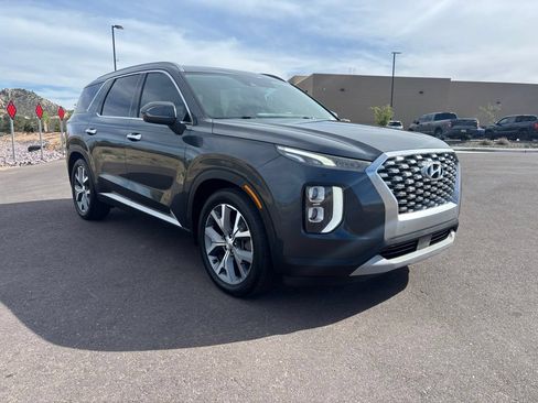 Used 2020 Hyundai Palisade SEL w/ Convenience Package FWD image 3