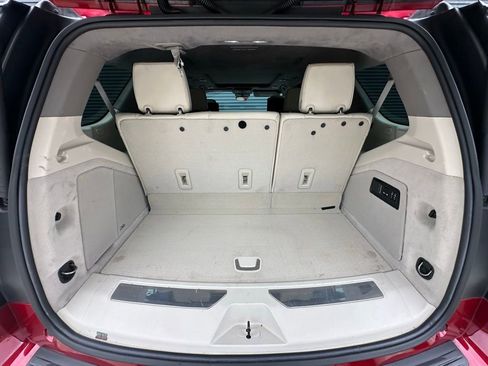 Used 2022 Cadillac Escalade Sport Platinum RWD image 44