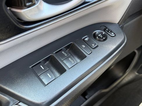 Used 2020 Honda CR-V EX-L image 19