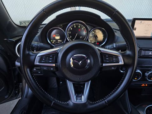 Certified 2025 MAZDA MX-5 Miata Grand Touring RWD image 21