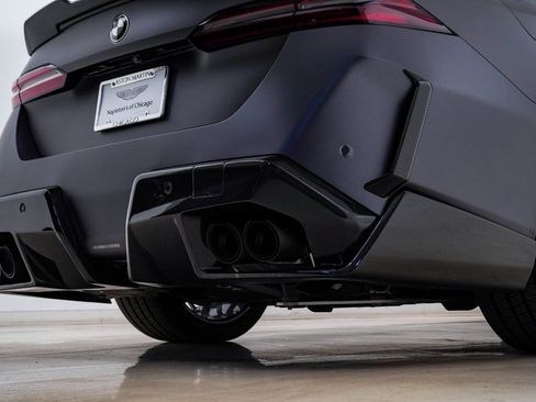 Used 2026 BMW M5 w/ Executive Package image 14