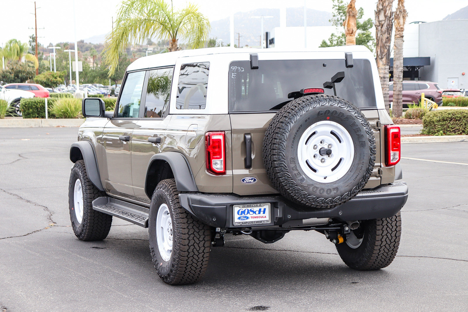 New 2026 Ford Bronco Heritage Edition AWD/4WD image 7