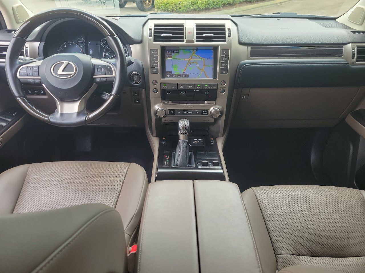 Used 2021 Lexus GX 460 Premium w/ Premium Package AWD/4WD image 11