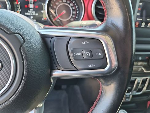 Used 2021 Jeep Gladiator Rubicon w/ LED Lighting Group AWD/4WD image 33