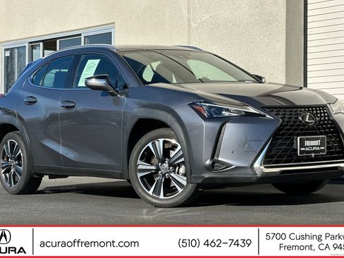 Used 2021 Lexus UX 200 w/ Accessory Package (Z2) image 1