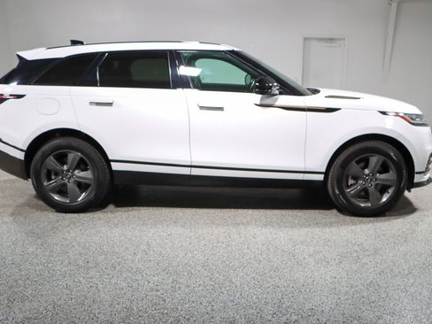 Used 2022 Land Rover Range Rover Velar R-Dynamic S image 6
