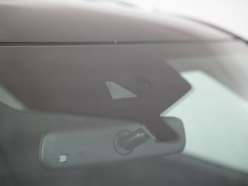 Used 2020 Ford Explorer Limited image 65