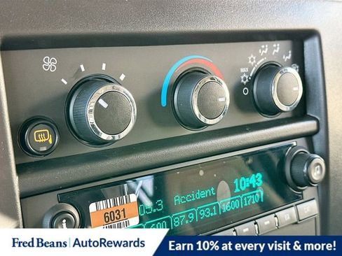 New 2025 Chevrolet Express 2500 w/ Chrome Appearance Package image 10