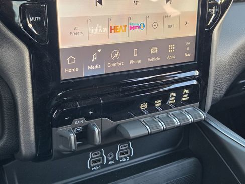 New 2025 RAM 2500 Lone Star image 17