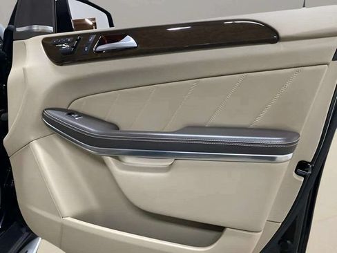 Used 2013 Mercedes-Benz GL 450 4MATIC image 78