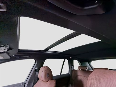 New 2026 BMW X5 xDrive40i w/ Premium Package image 14